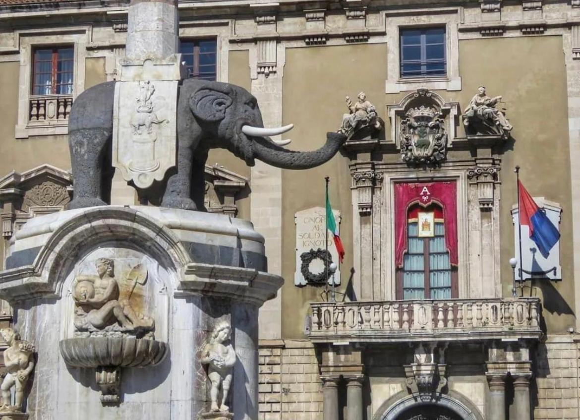 Mini House Catania Historic Center Villa Exterior photo